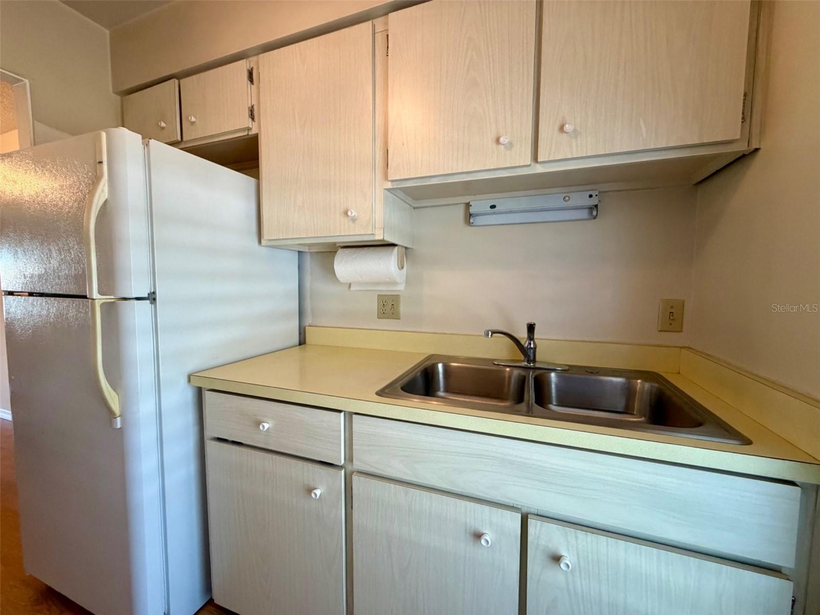 3900 Roxane Blvd #11b Property Photo 13