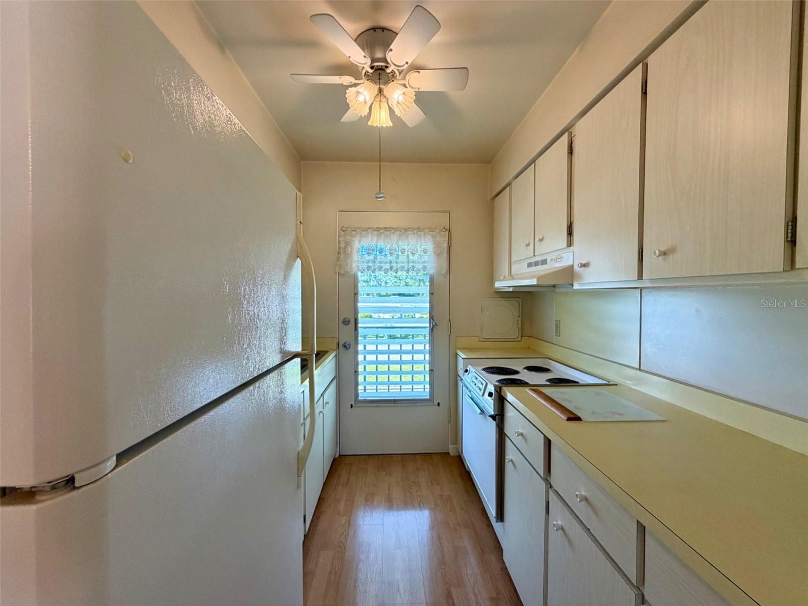 3900 Roxane Blvd #11b Property Photo 15