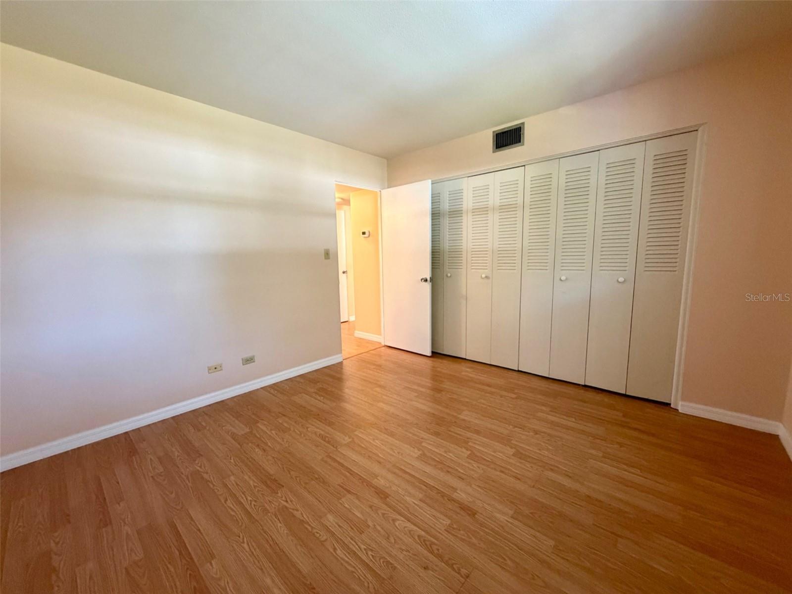 3900 Roxane Blvd #11b Property Photo 17