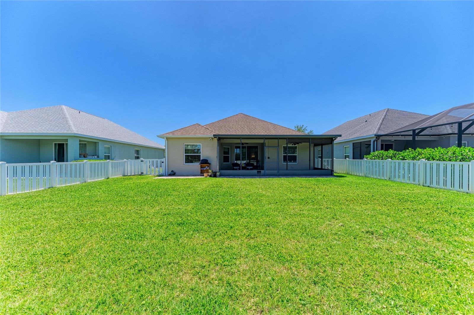 7750 Ridgelake Cir Property Photo 11