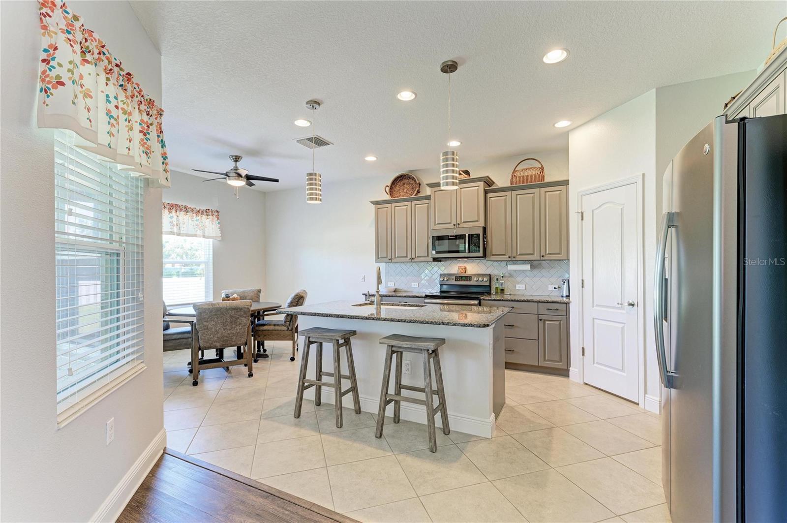 7750 Ridgelake Cir Property Photo 16