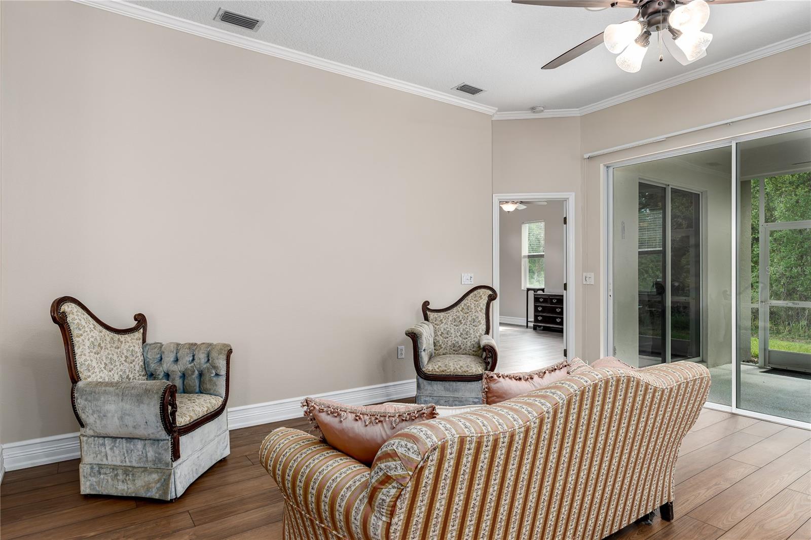 3208 Woodland Fern Dr Property Photo 7