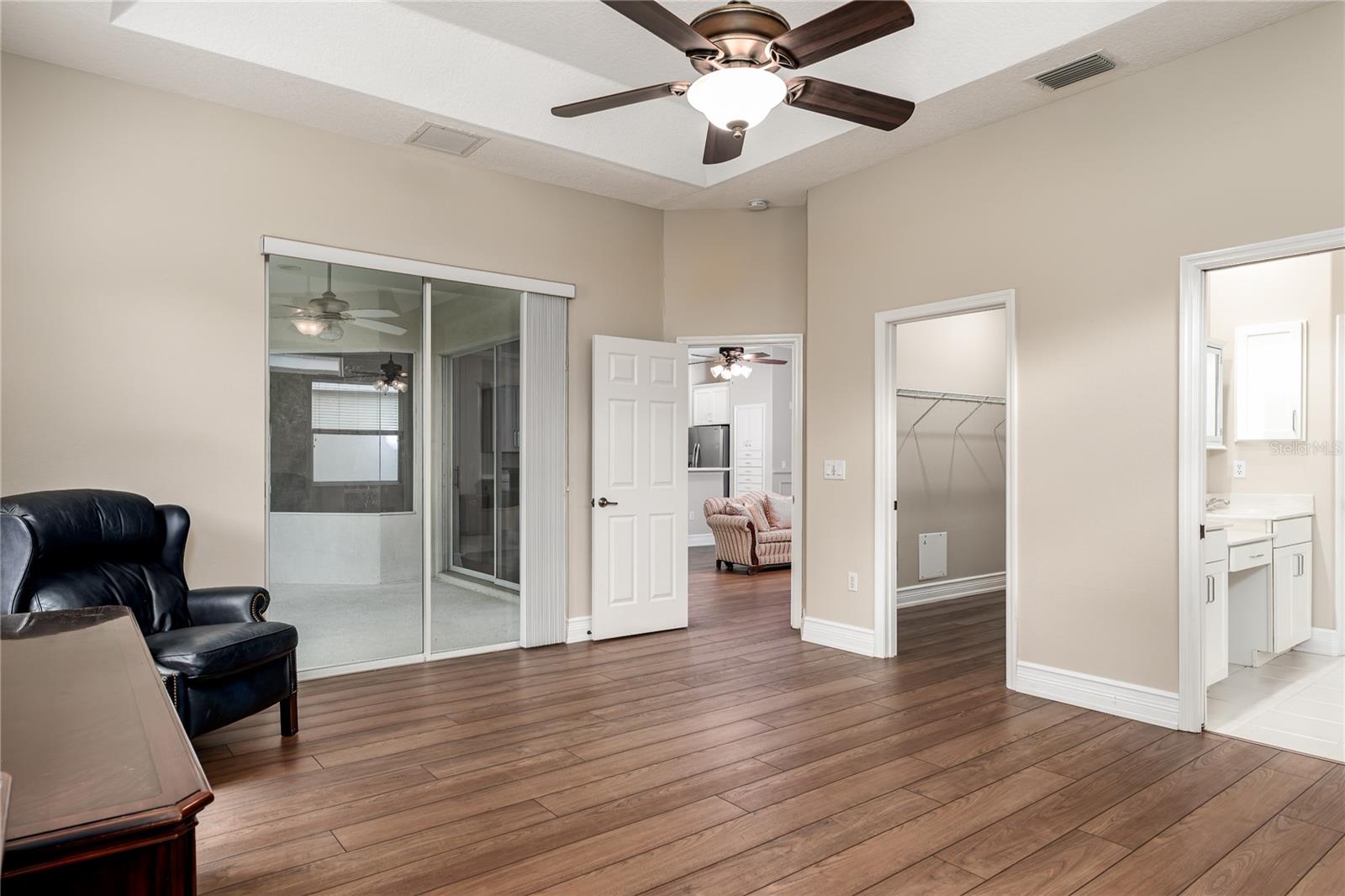 3208 Woodland Fern Dr Property Photo 8
