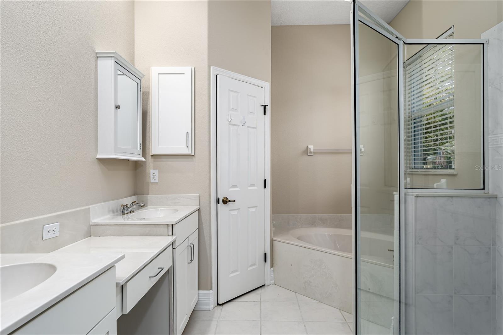 3208 Woodland Fern Dr Property Photo 11