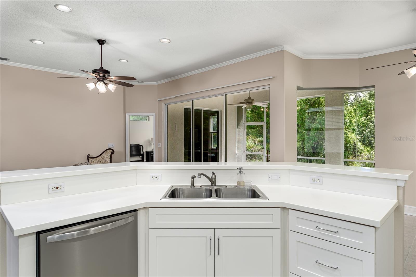 3208 Woodland Fern Dr Property Photo 12