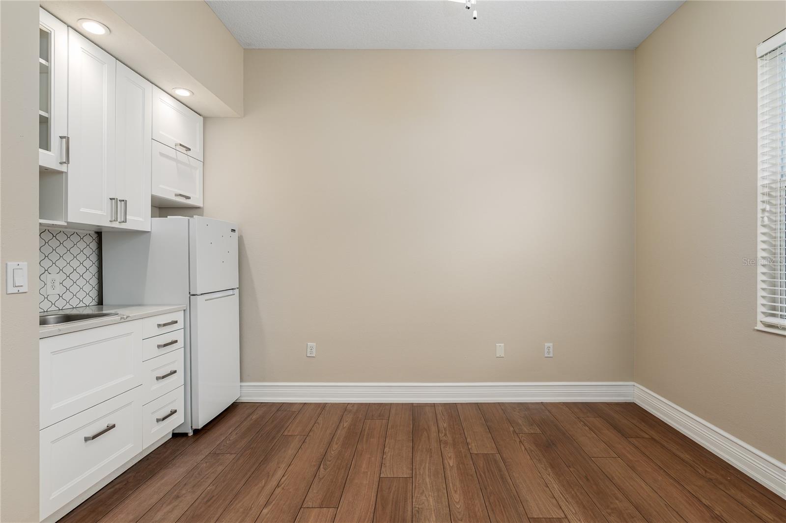 3208 Woodland Fern Dr Property Photo 17