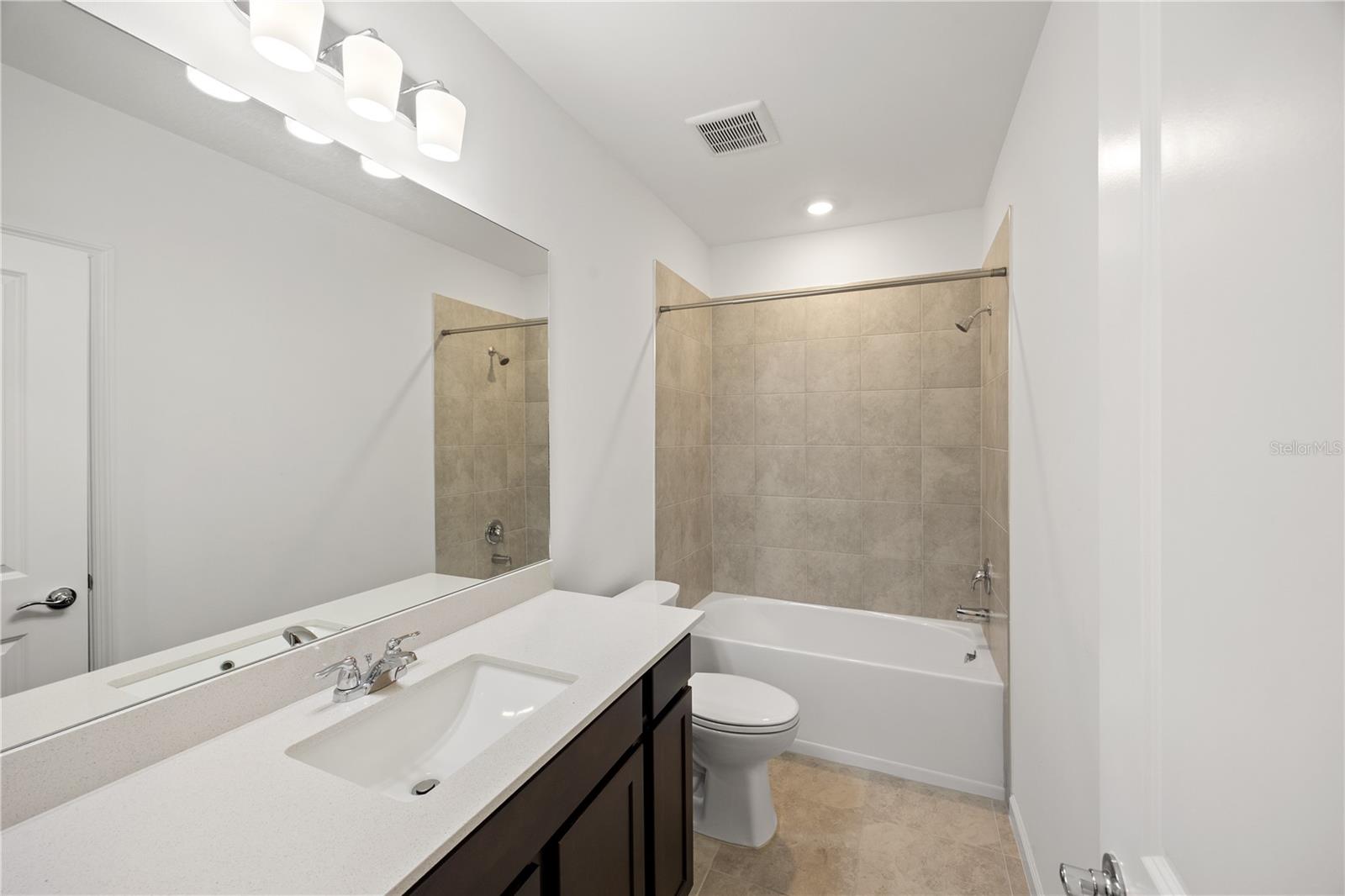 6600 Silverstar Dr Property Photo 19