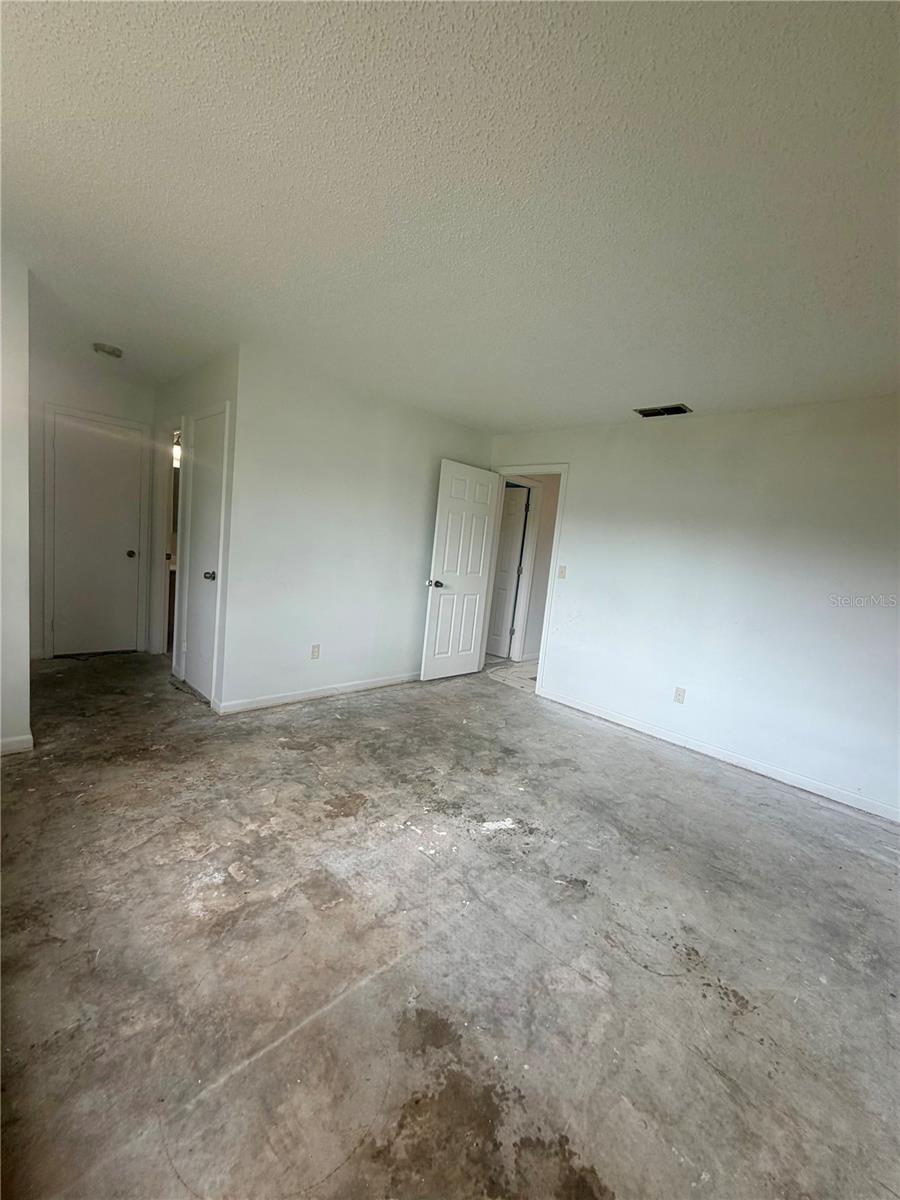 9328 Se Maricamp Rd Property Photo 9