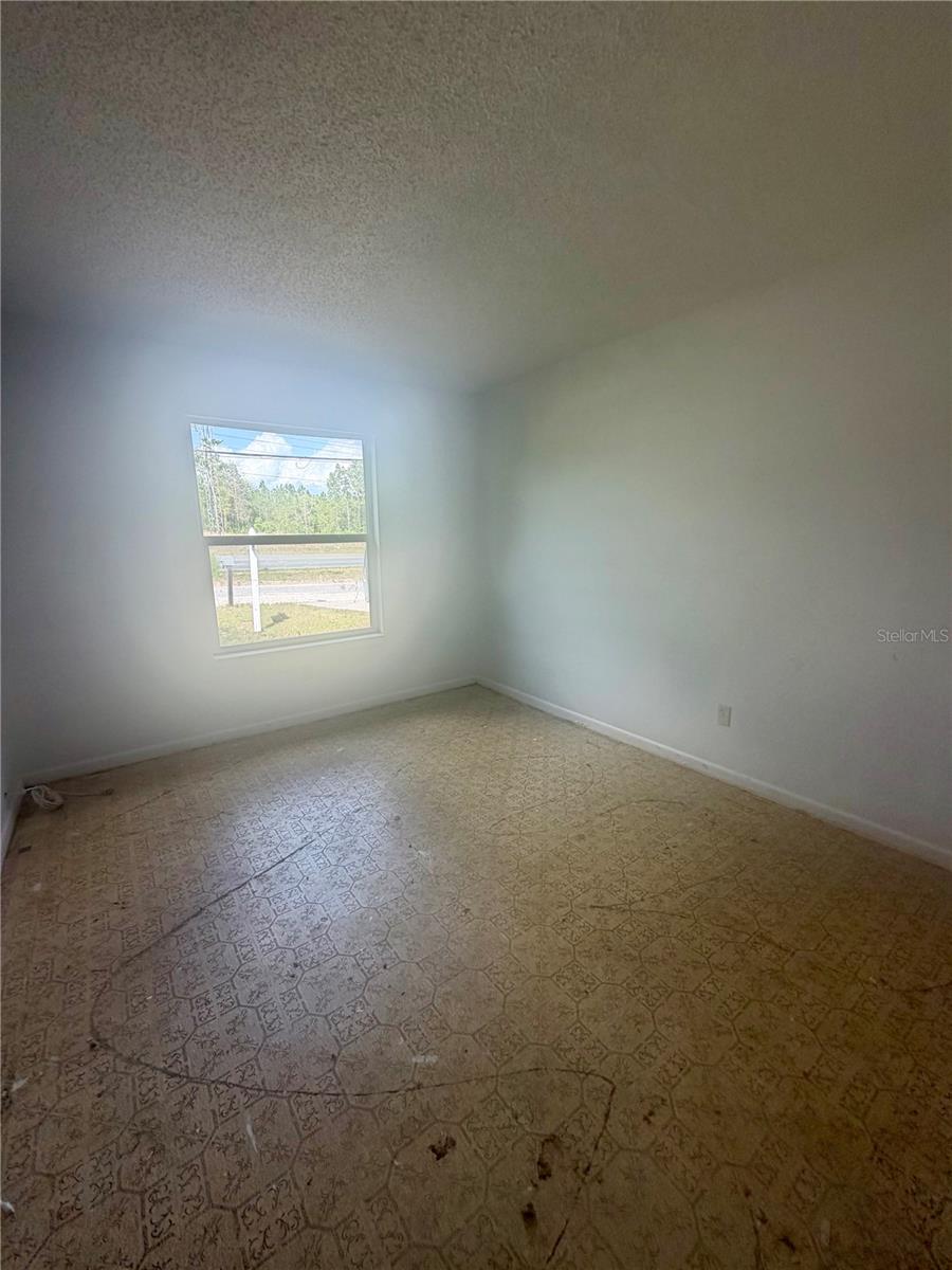 9328 Se Maricamp Rd Property Photo 12