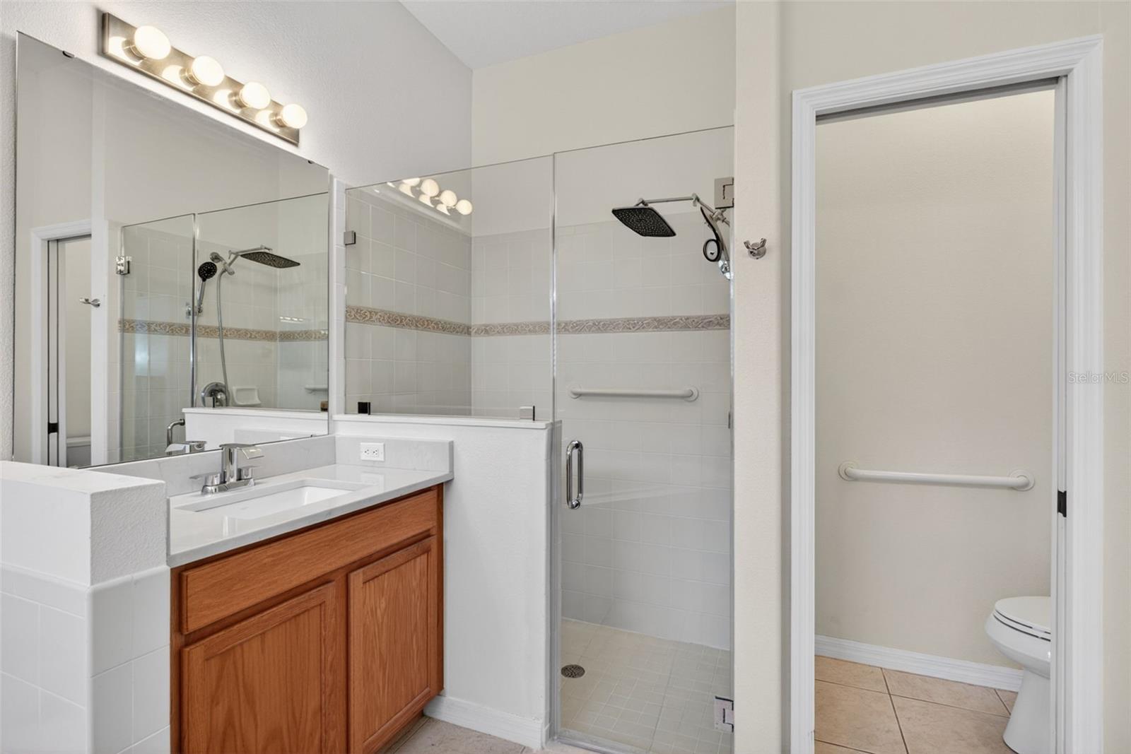 111 Flame Vine Way Property Photo 16