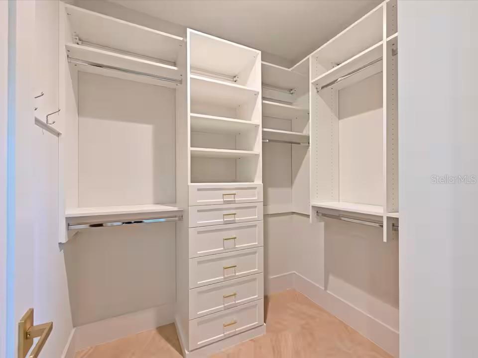 2209 Avenue B Property Photo 15