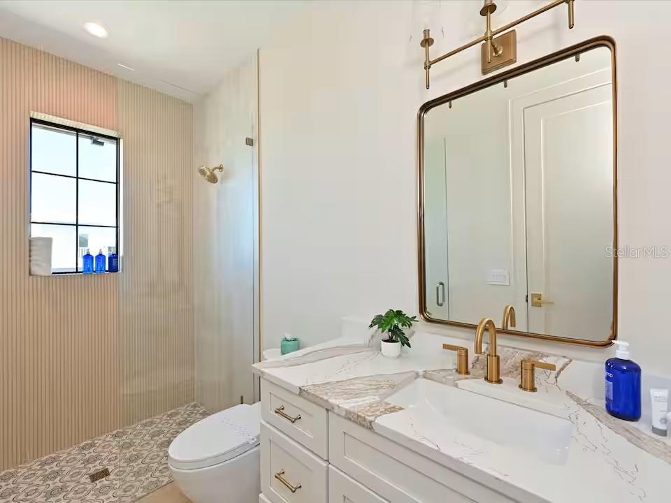 2209 Avenue B Property Photo 20