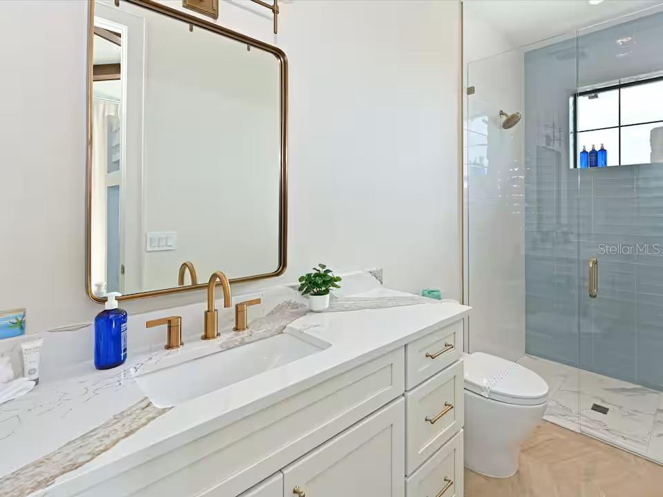 2209 Avenue B Property Photo 24