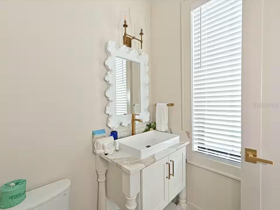 2209 Avenue B Property Photo 26