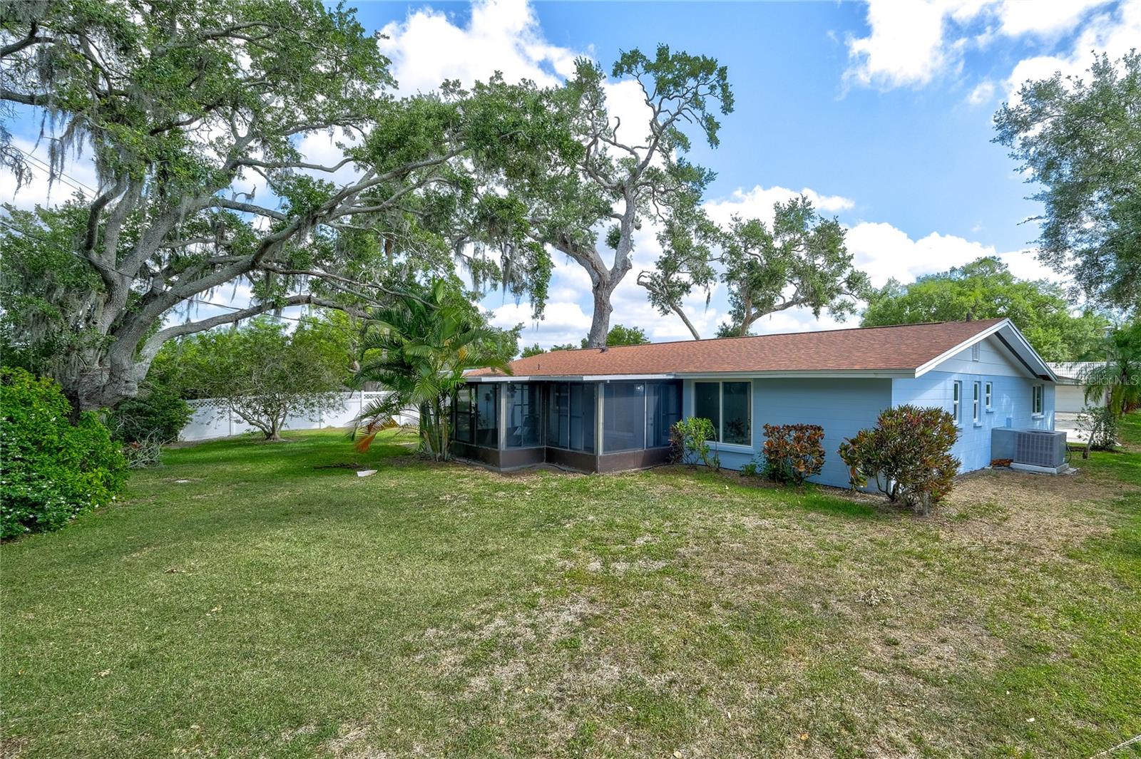 3024 Chase Cir Property Photo 35