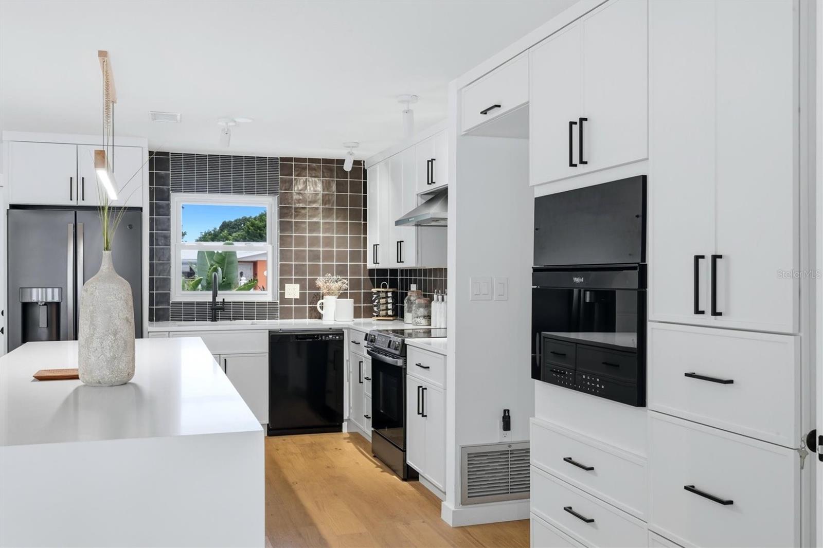 2513 Croton Ave Property Photo 18