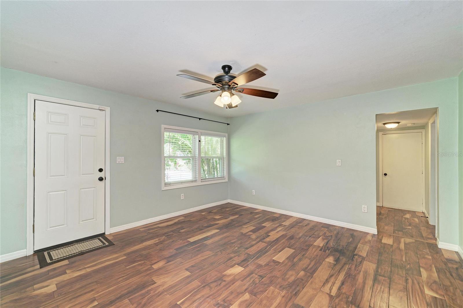 3710 Rilma Ave Property Photo 7