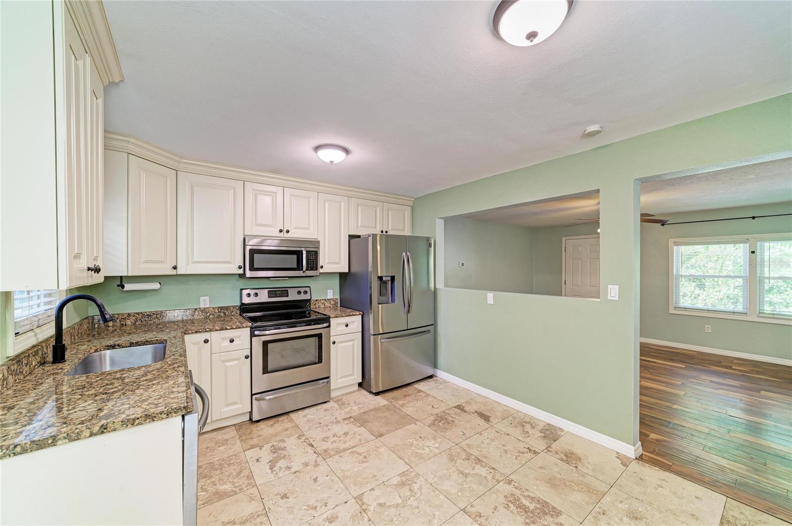 3710 Rilma Ave Property Photo 15