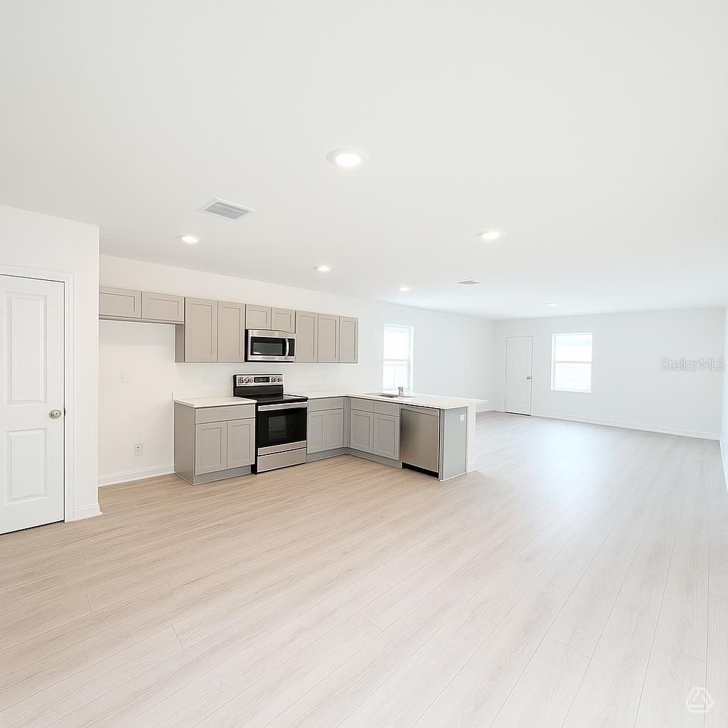 13118 Sassafras Trail Property Photo 6