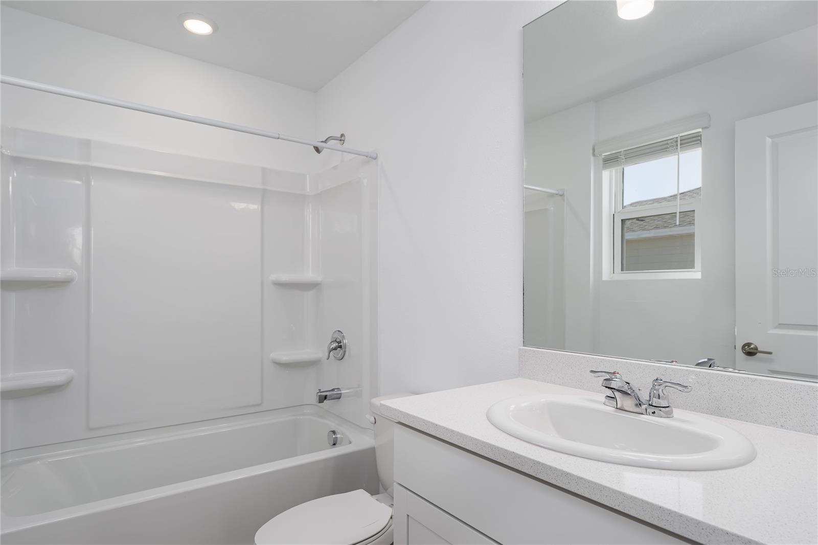 6106 Fairmont Ln Property Photo 12