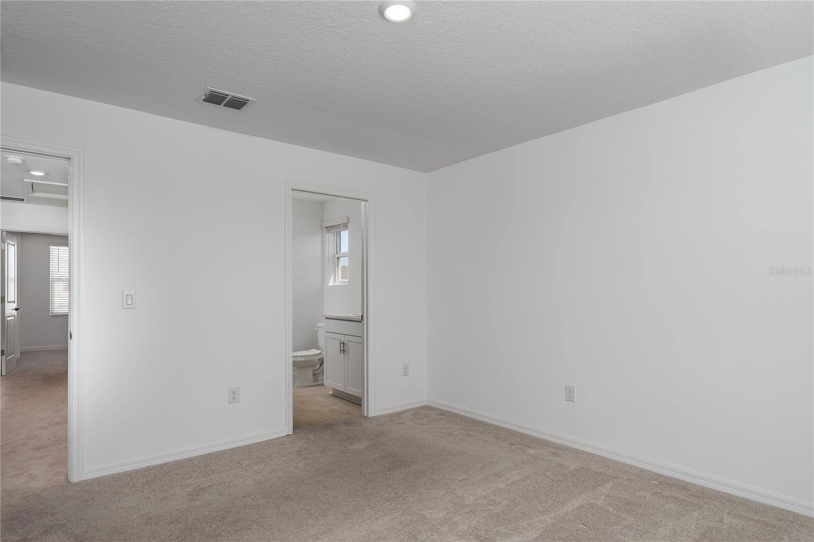 6106 Fairmont Ln Property Photo 15