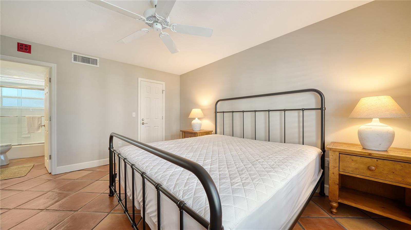 800 Benjamin Franklin Dr #406 Property Photo 19