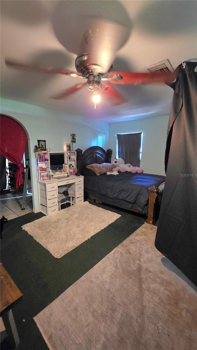 1808 Zipperer Rd Property Photo 3