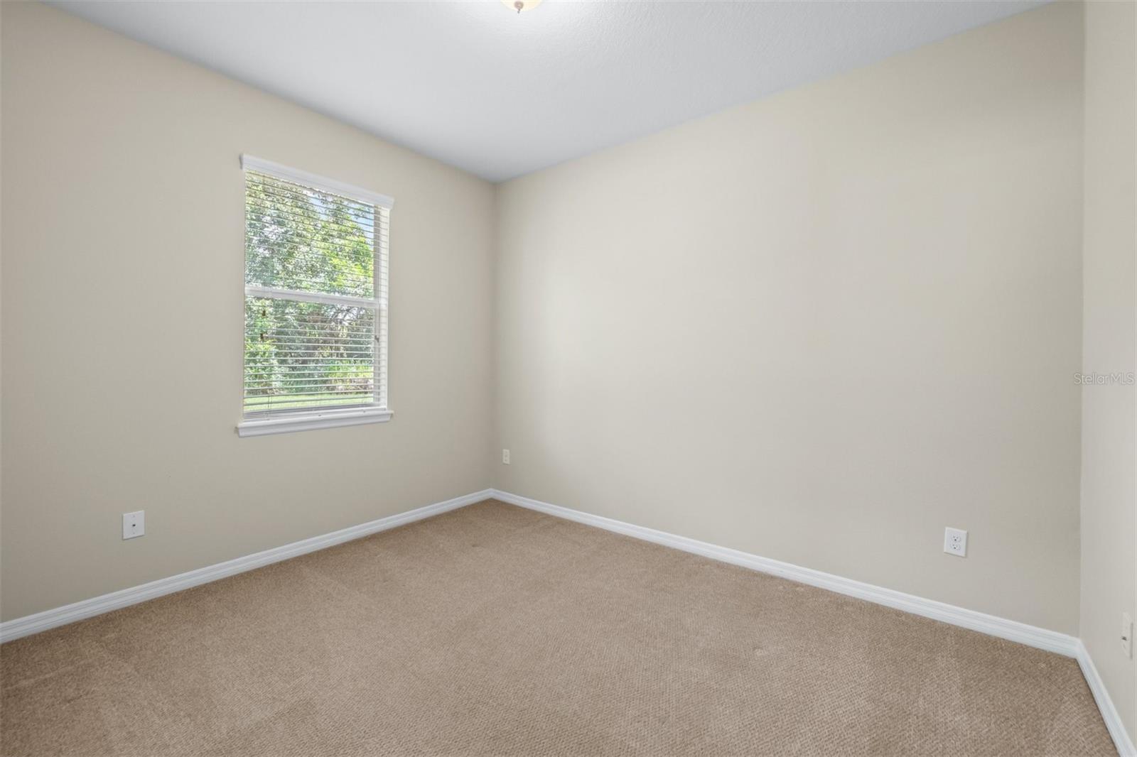 8302 Karpeal Dr Property Photo 24