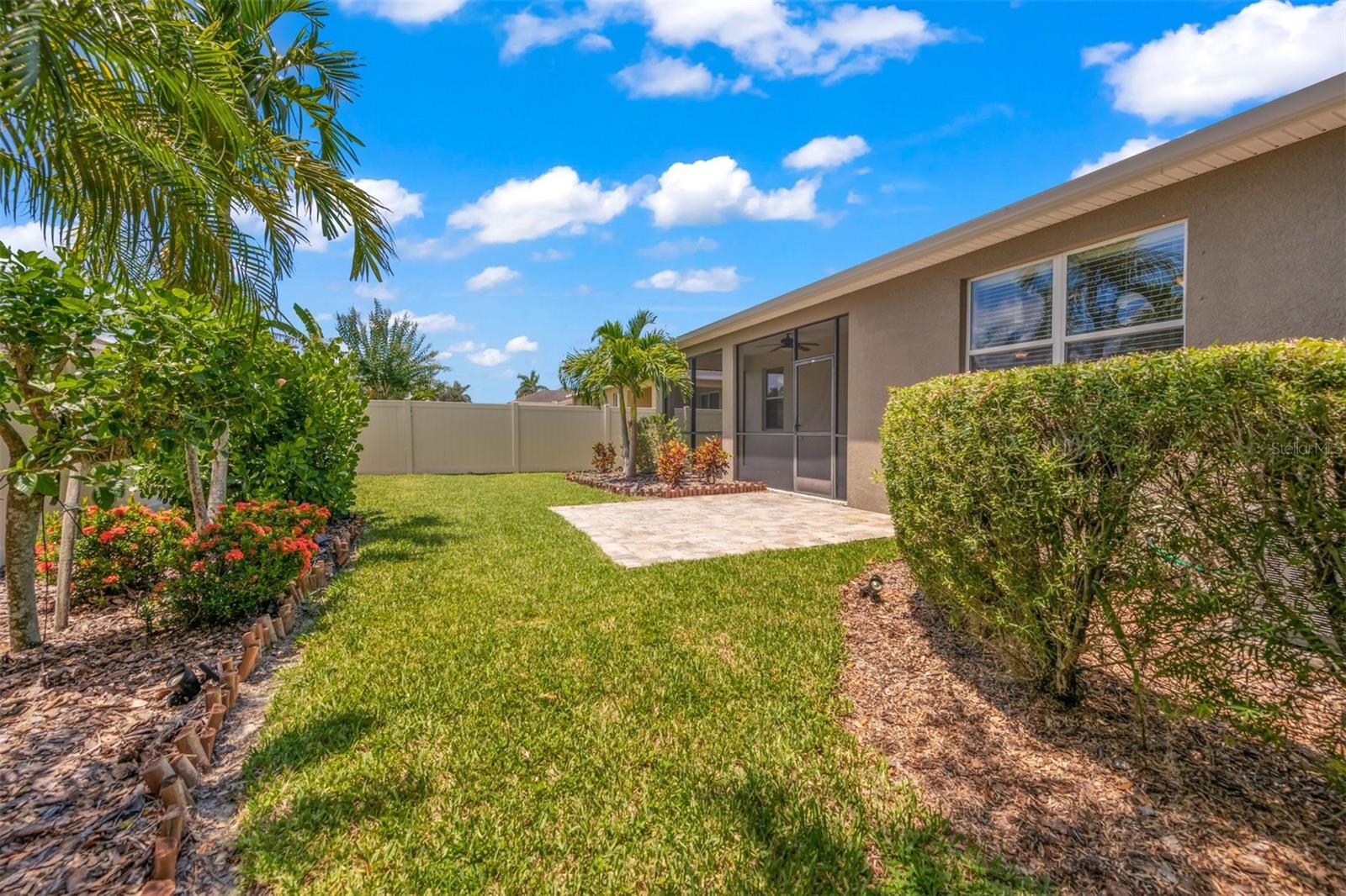 8302 Karpeal Dr Property Photo 31
