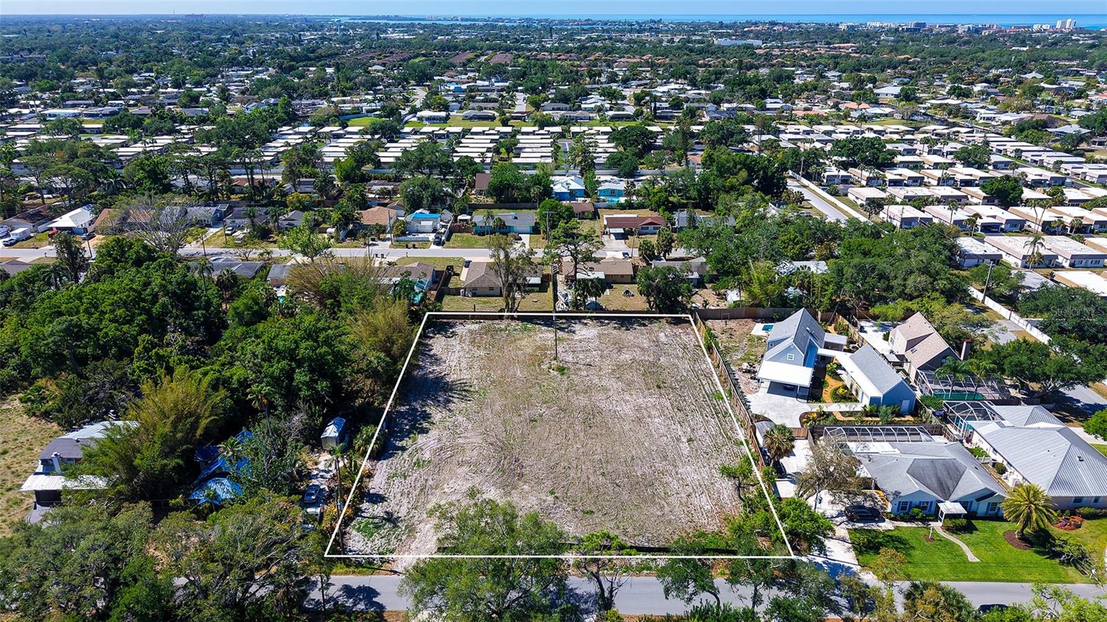 2424 Ashton Rd Property Photo 8