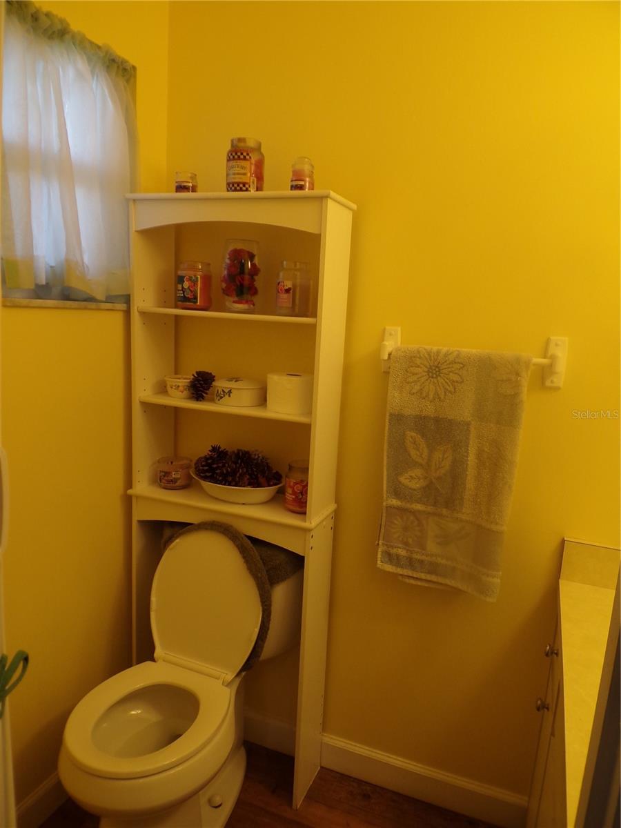 670 Park Cir Property Photo 13