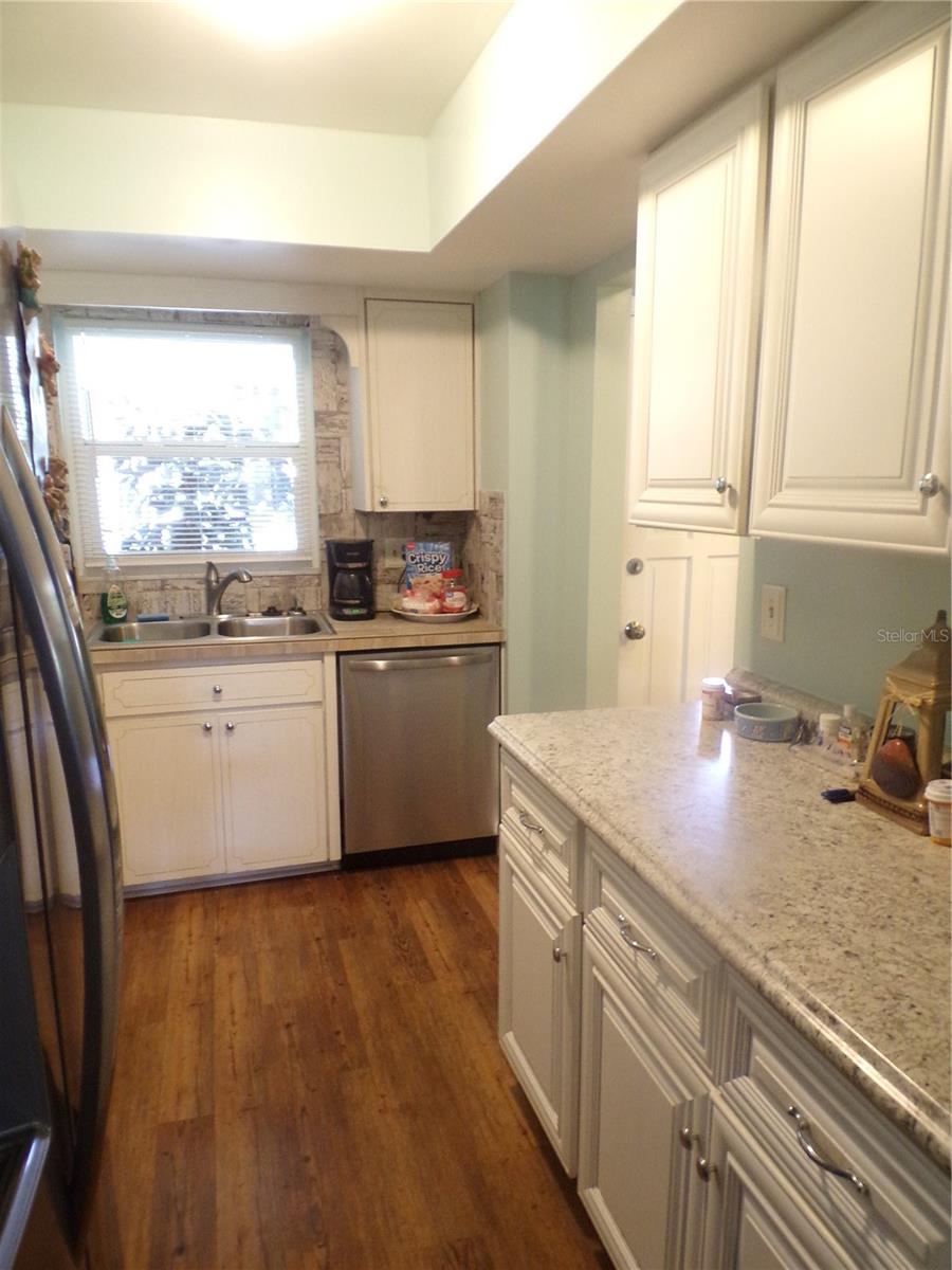 670 Park Cir Property Photo 19