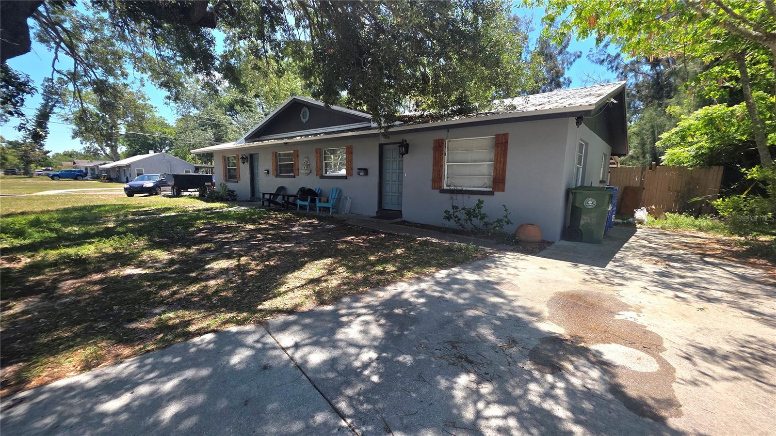 2126 2nd Ave E Property Photo 1