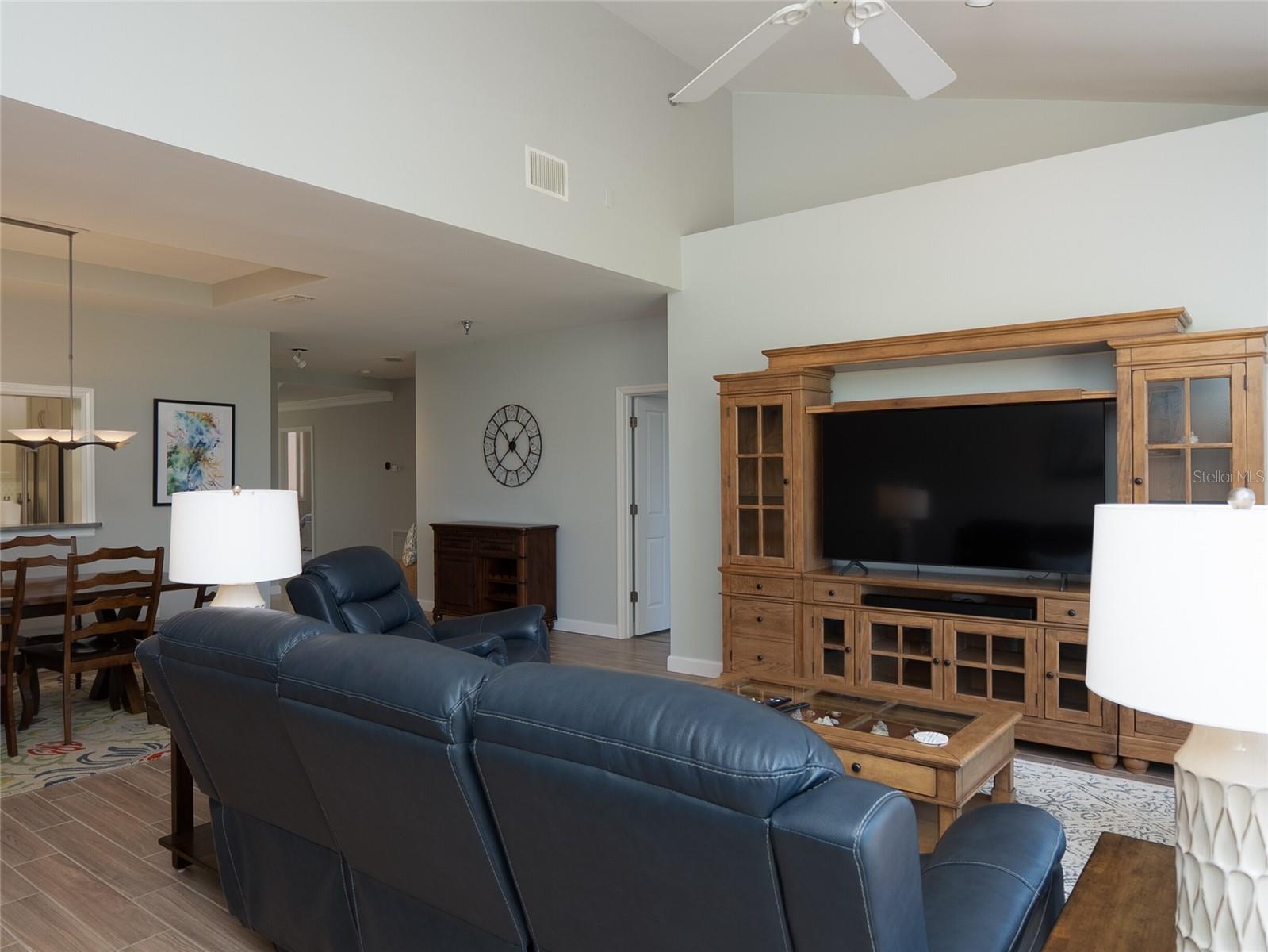 2013 Harbour Links Dr #2013 Property Photo 26