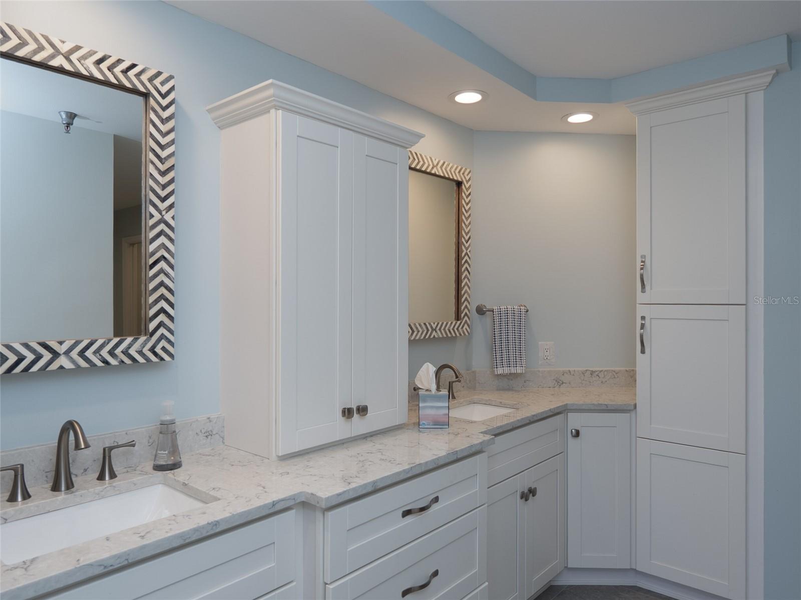 2013 Harbour Links Dr #2013 Property Photo 36