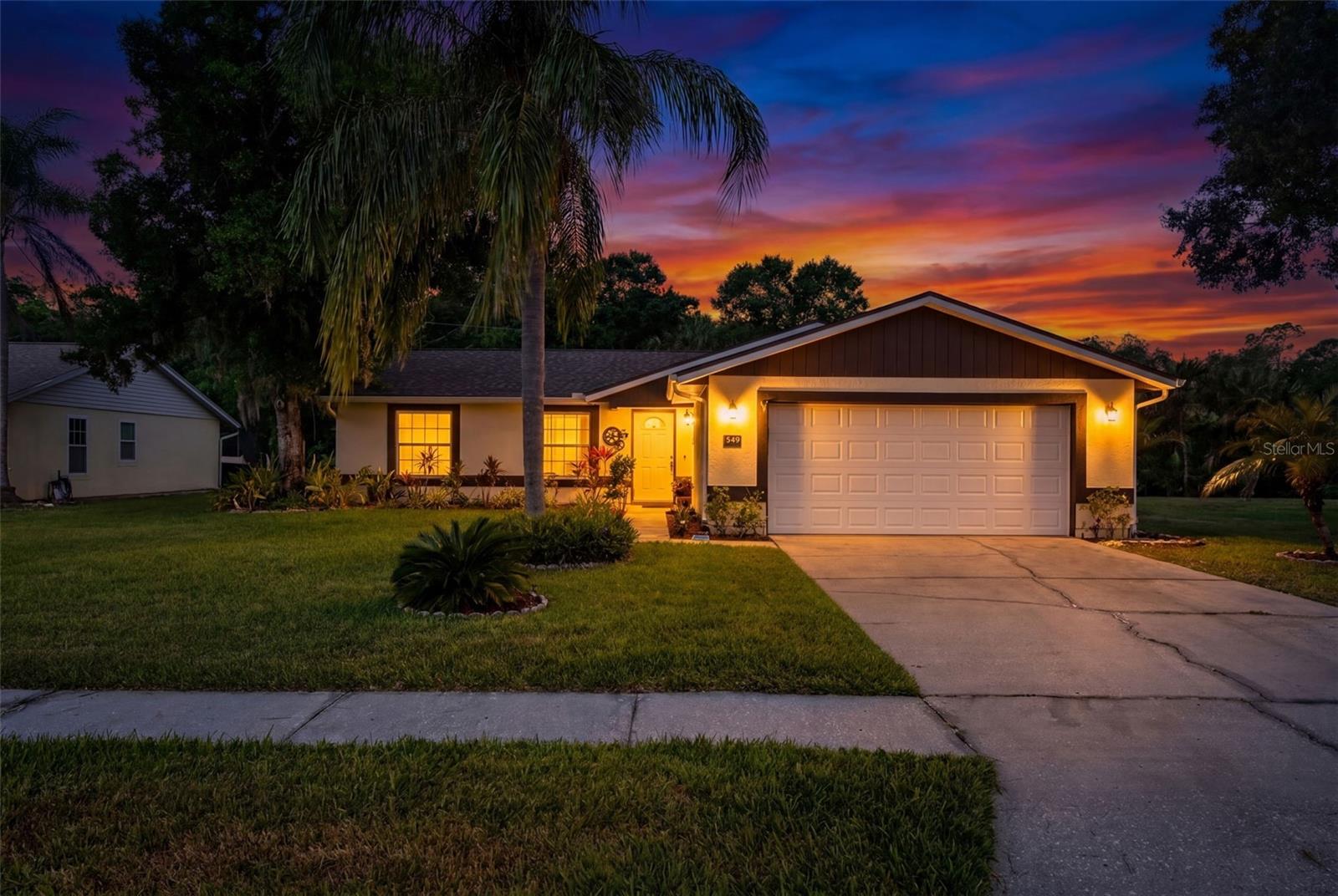 549 Longwood Cir Property Photo 1