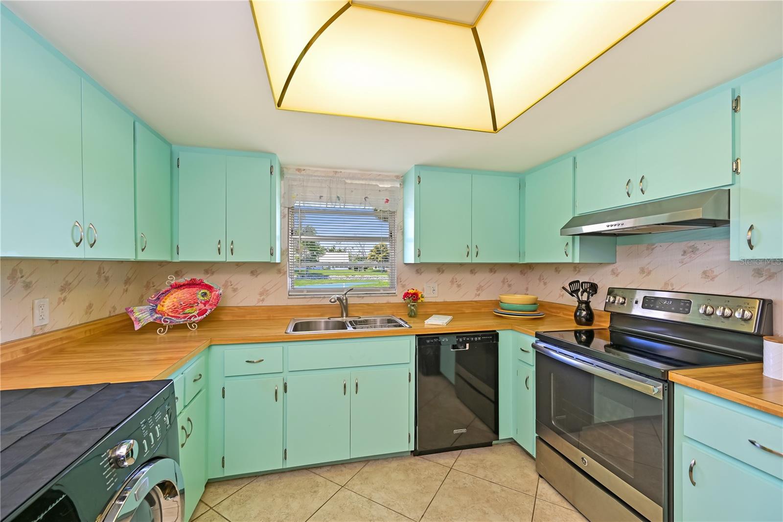 4603 Lexington Cir Property Photo 10