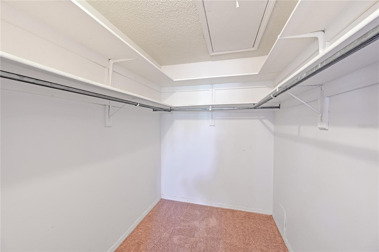 4603 Lexington Cir Property Photo 27