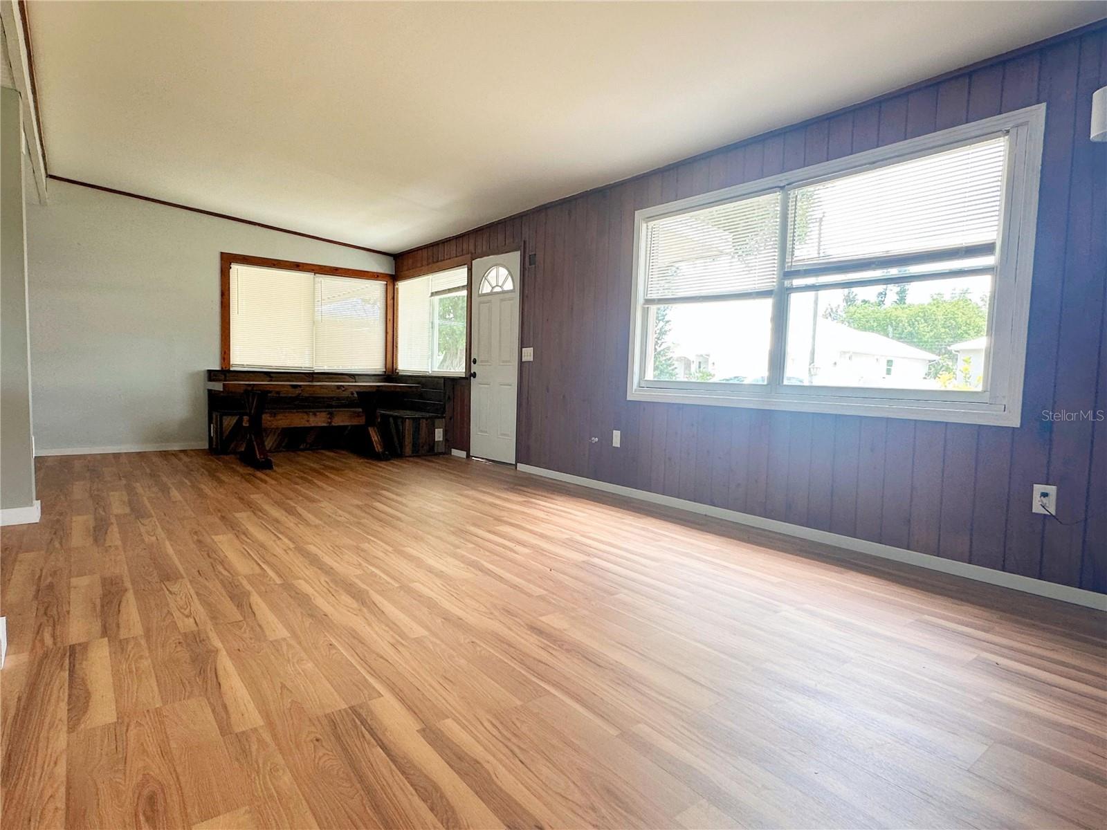 4722 Harris Ave Property Photo 4