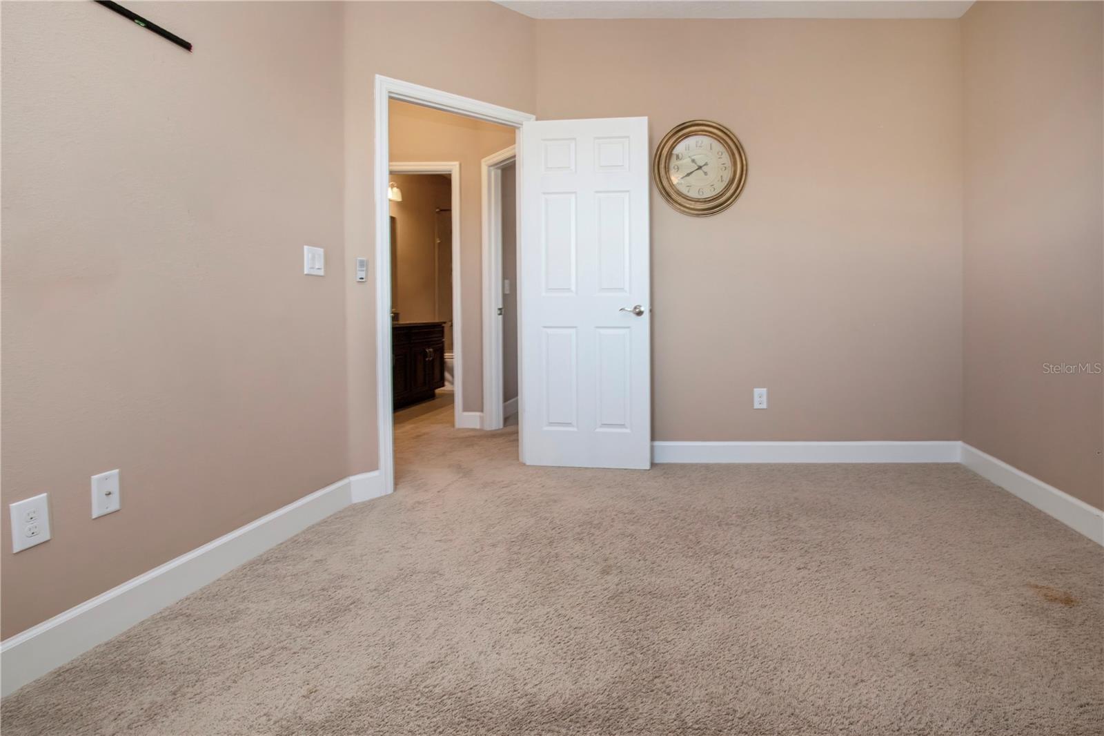 5001 65th Ter E Property Photo 46
