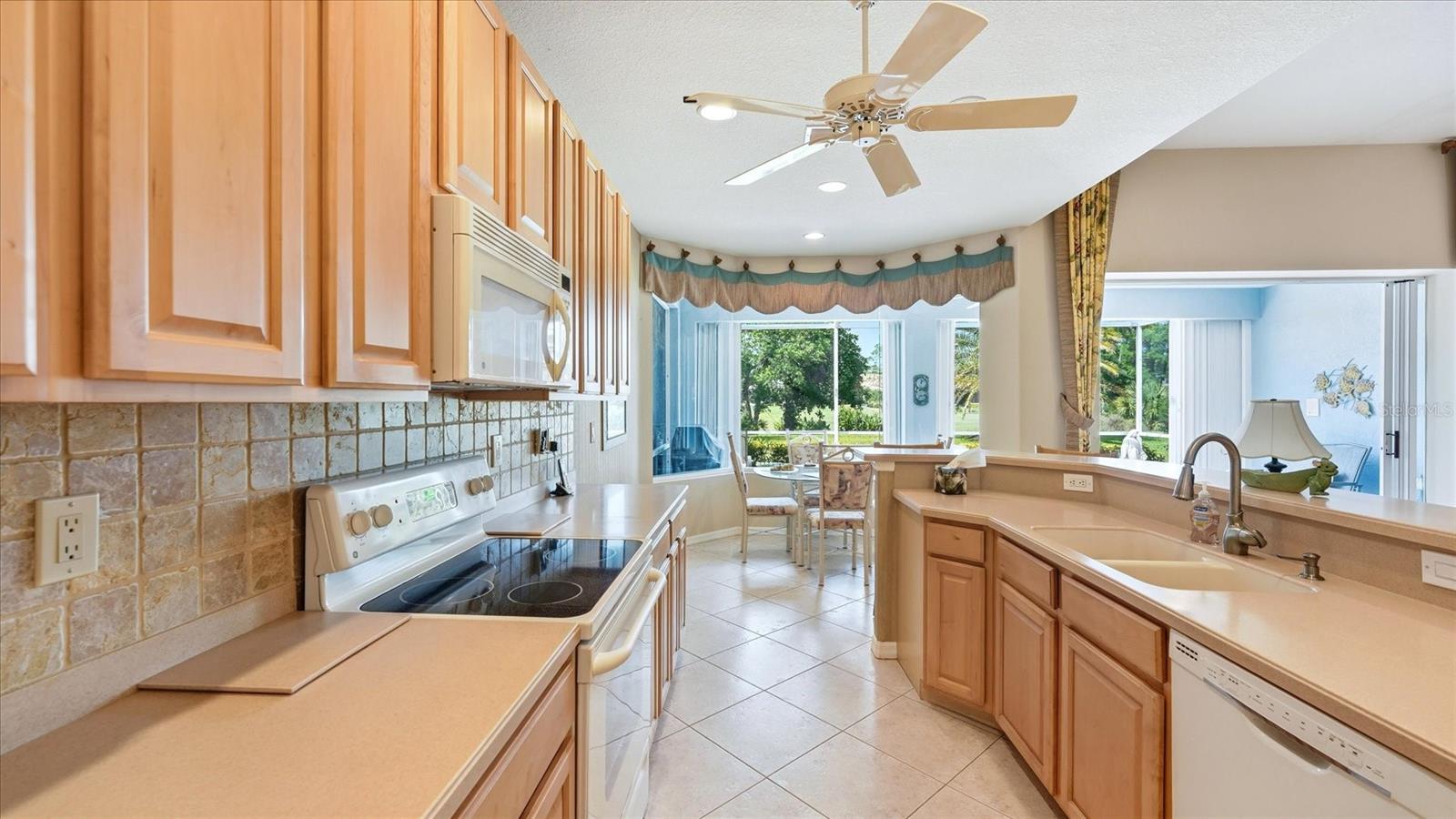 5704 White Jasmine Way Property Photo 15