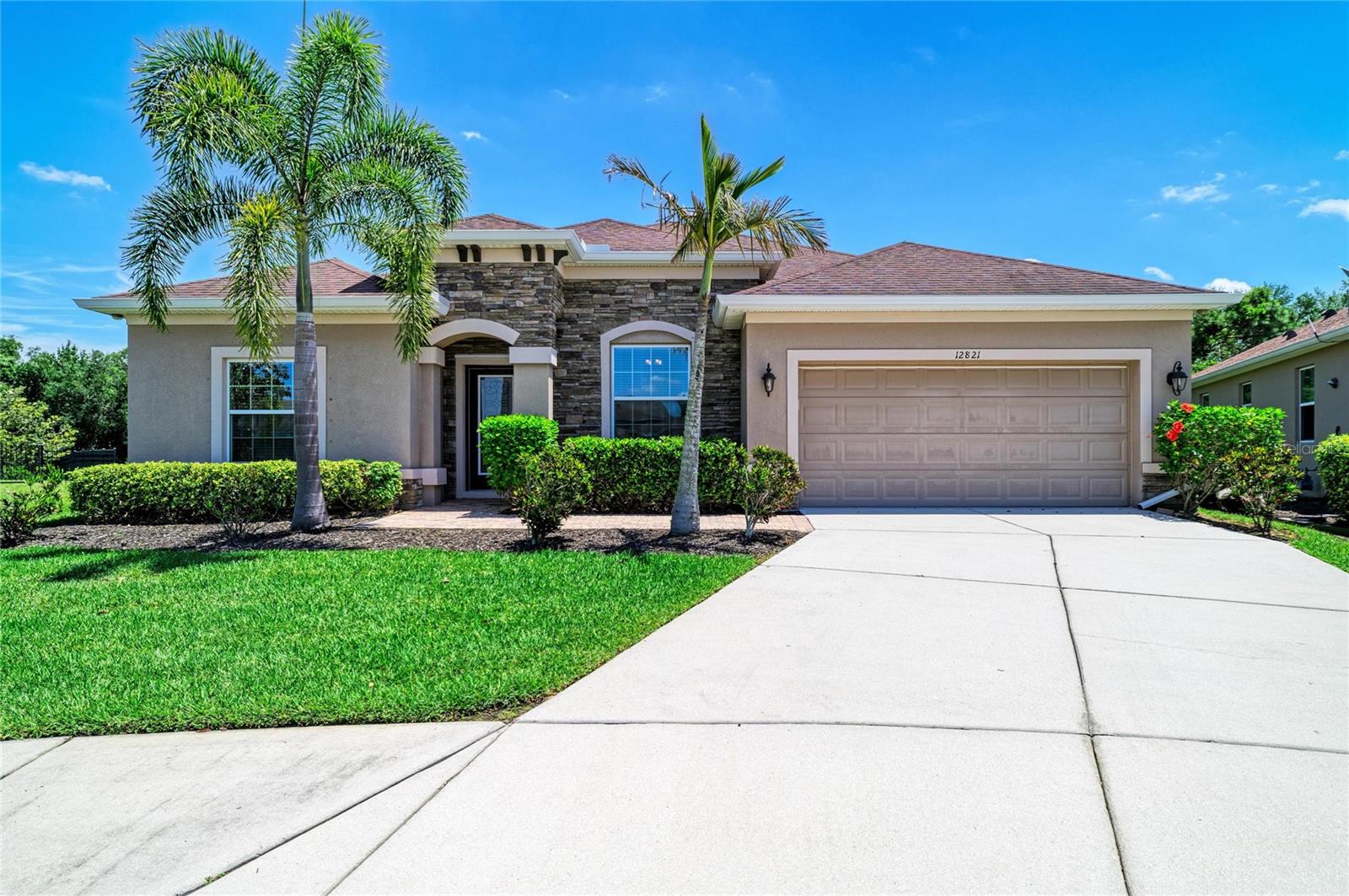 12821 Balsam Ter Property Photo 8