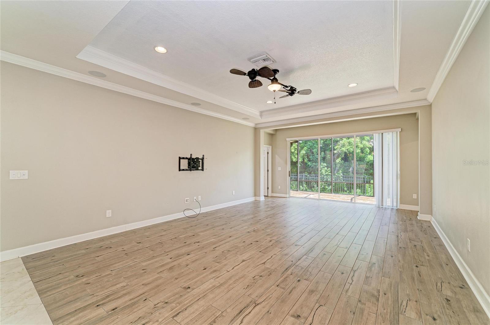 12821 Balsam Ter Property Photo 16