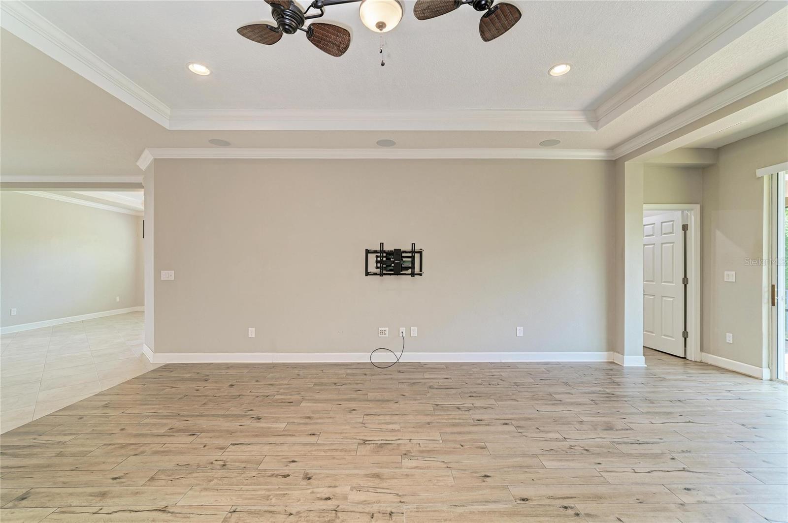 12821 Balsam Ter Property Photo 17