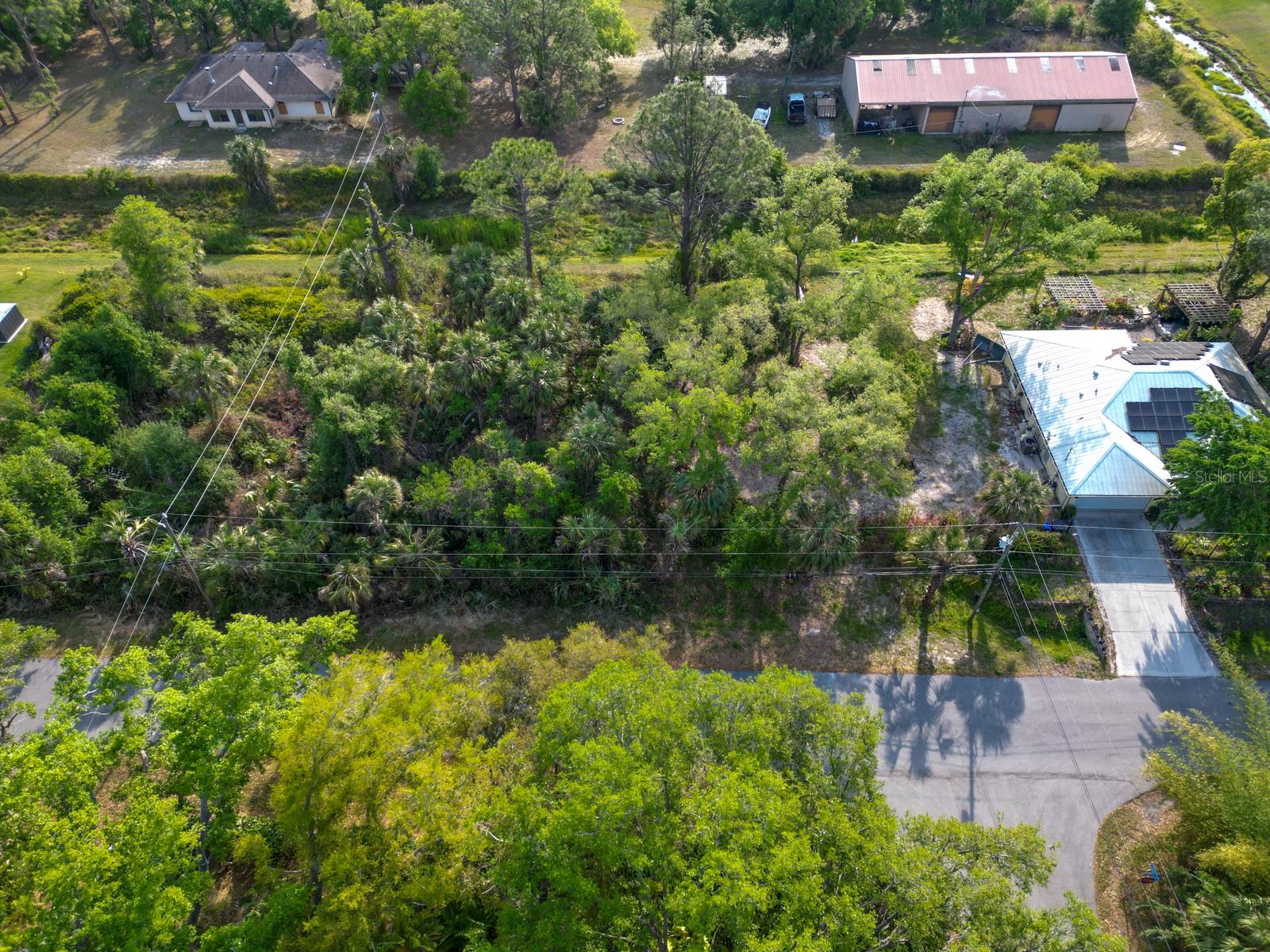 Galambos St Property Photo 3
