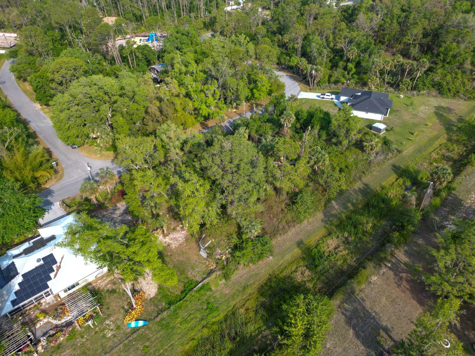 Galambos St Property Photo 4