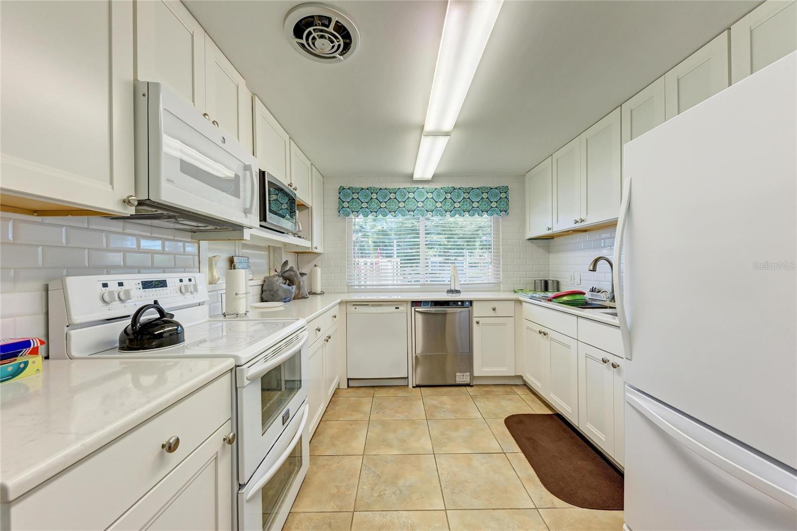 1257 S Portofino Dr #104 Property Photo 58
