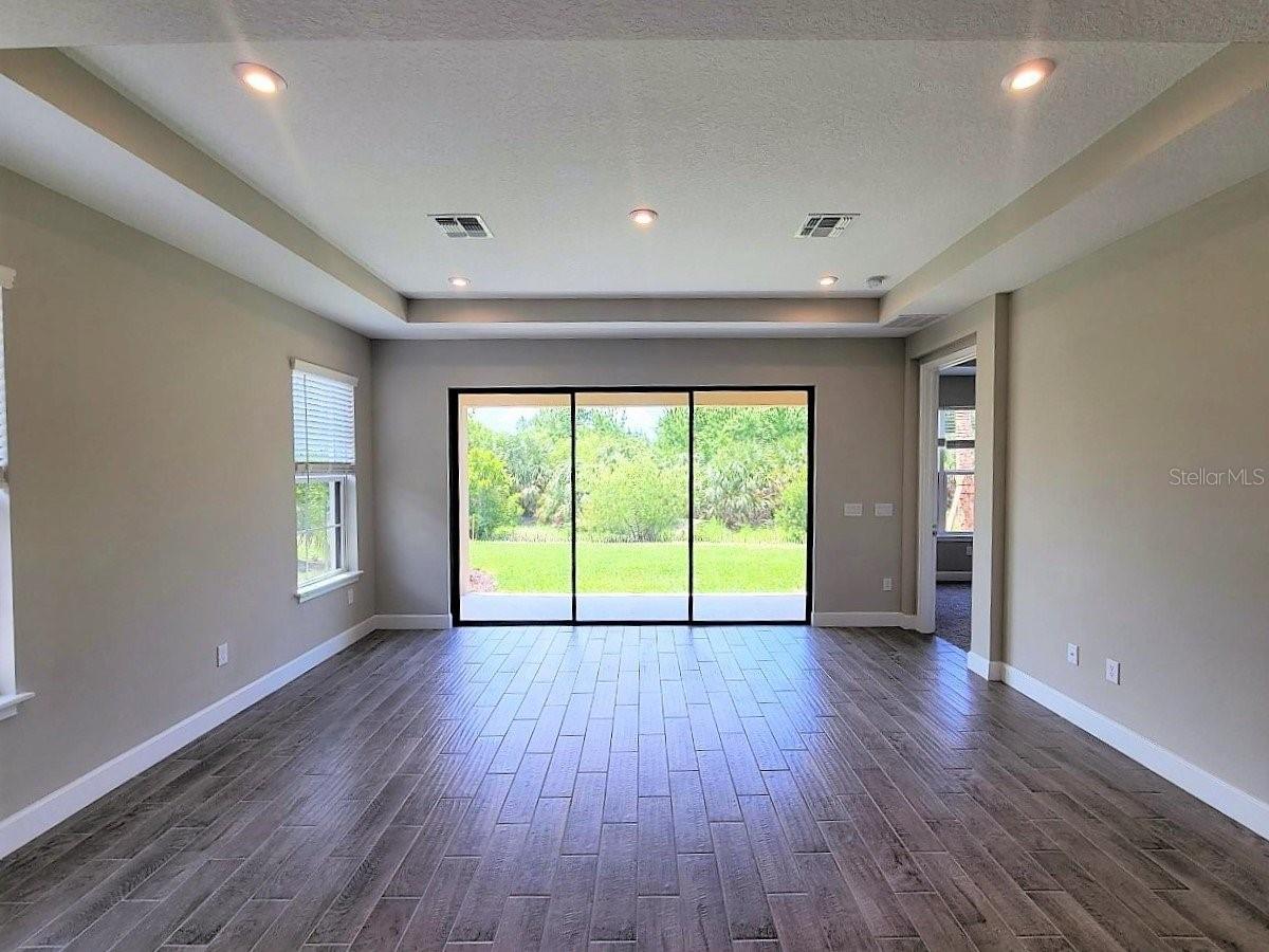 5331 Rushmere Ct Property Photo 6