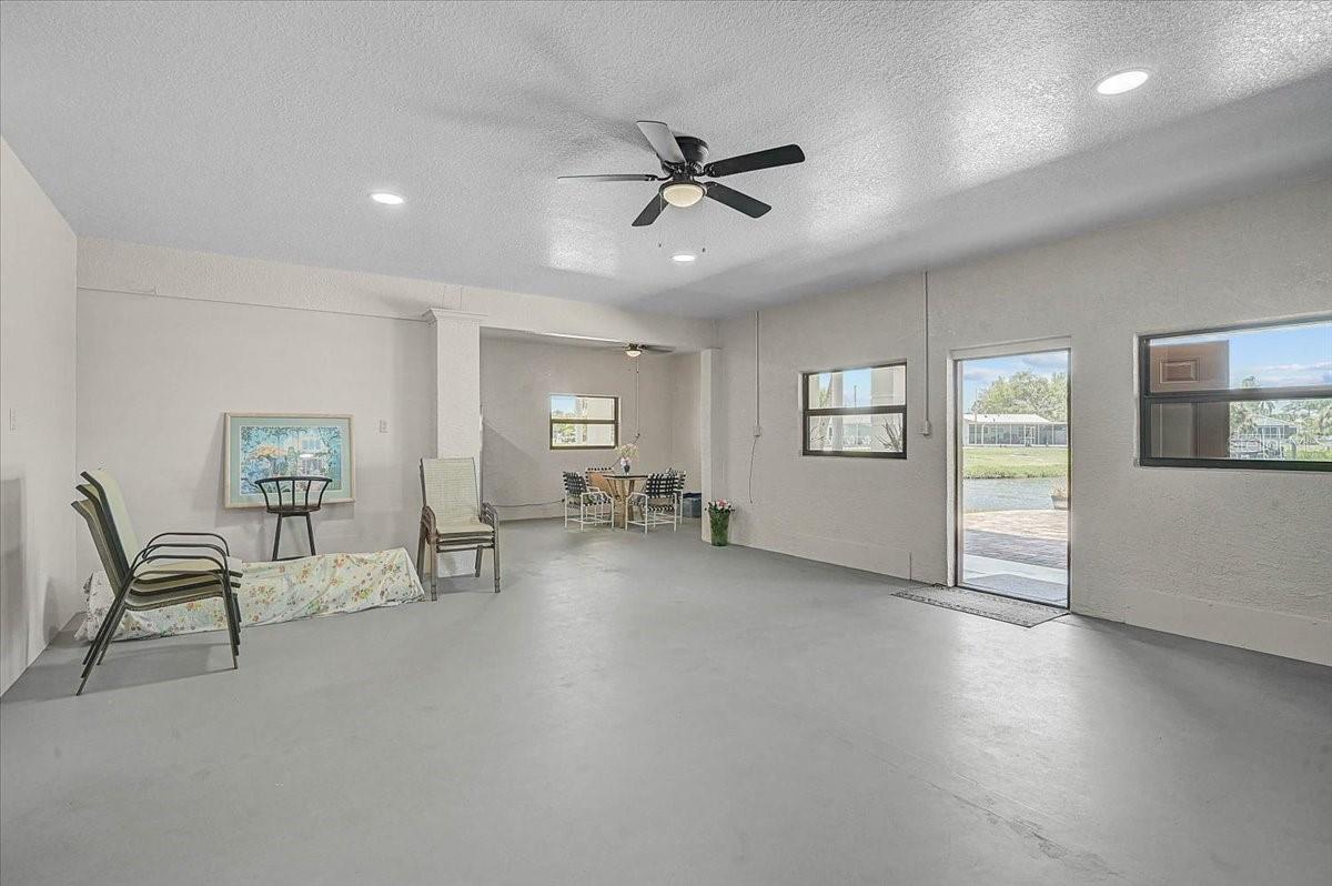 135 Tina Island Dr Property Photo 26