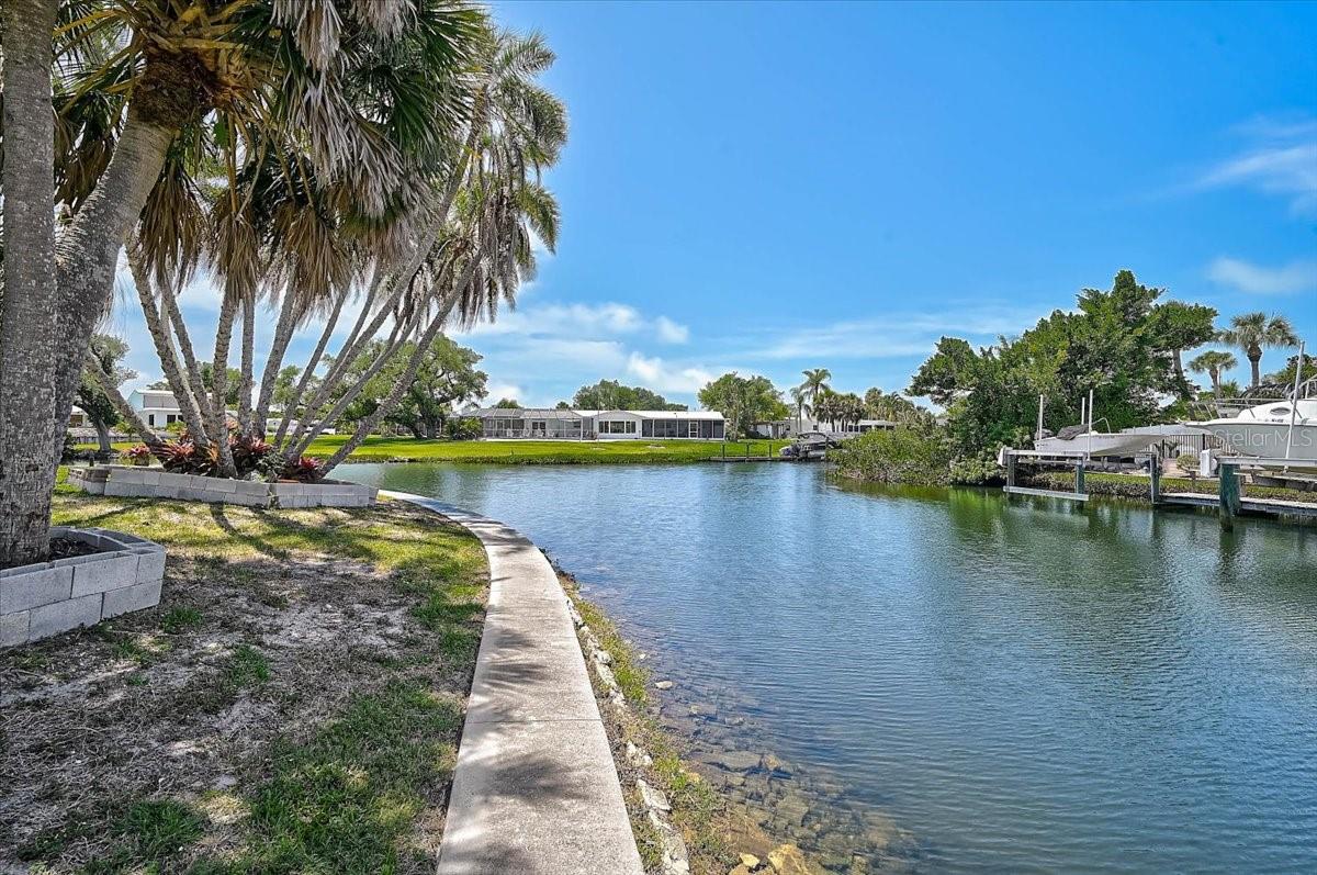 135 Tina Island Dr Property Photo 35